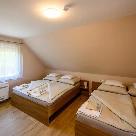 Nándi Jakuzzis Vendégház